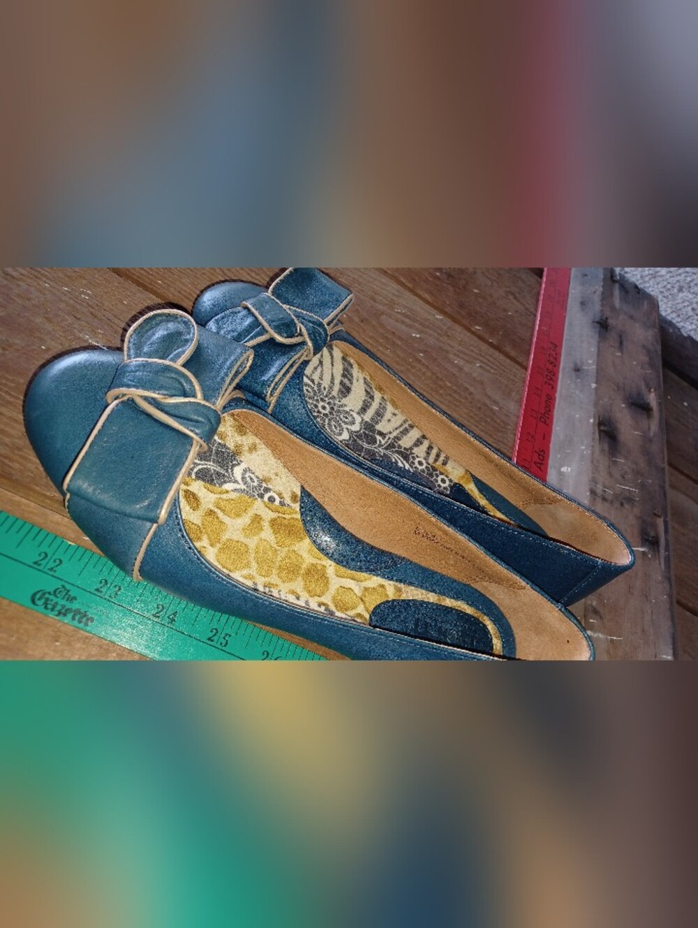 Born Blue LeatherWomen's Bow-Accent Flats Lily 8.5 Like New